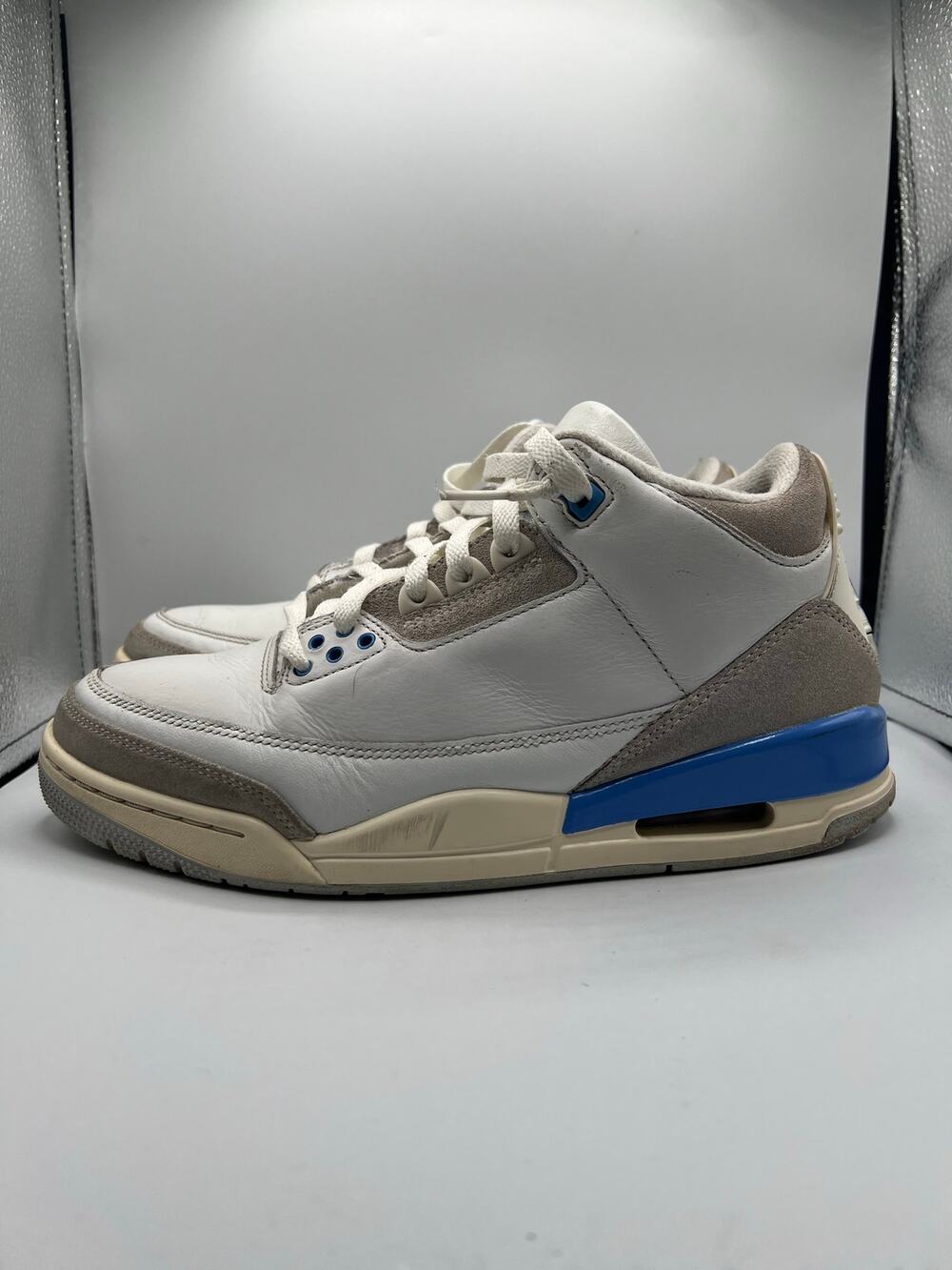 Air Jordan 3 Retro “Lucky Shorts” size 8.5 men’s